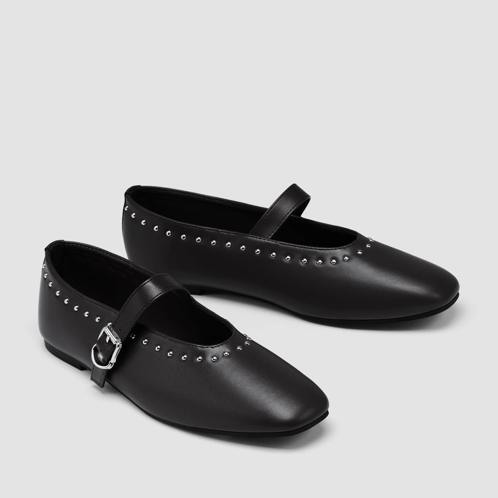 Black Mary Jane flats size 8